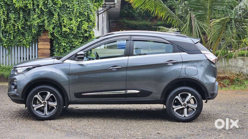 Tata Nexon Amt Xza Plus, 2021, Petrol