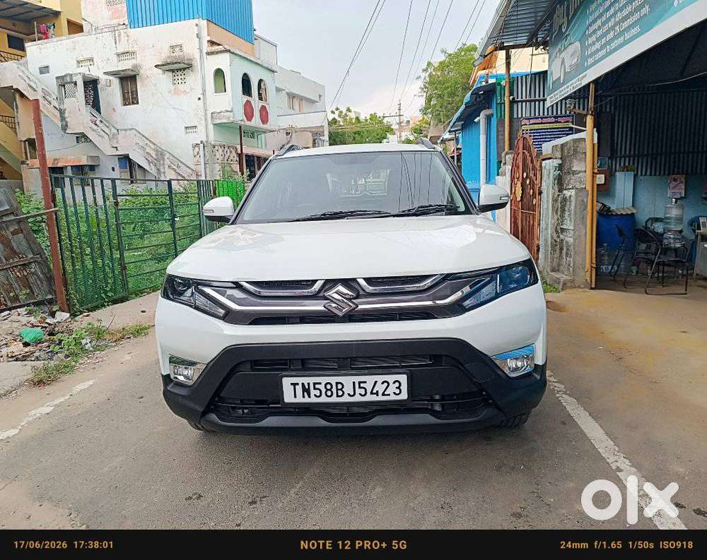 Maruti Suzuki Brezza 1.5 Vxi Smart Hybrid, 2023, Petrol