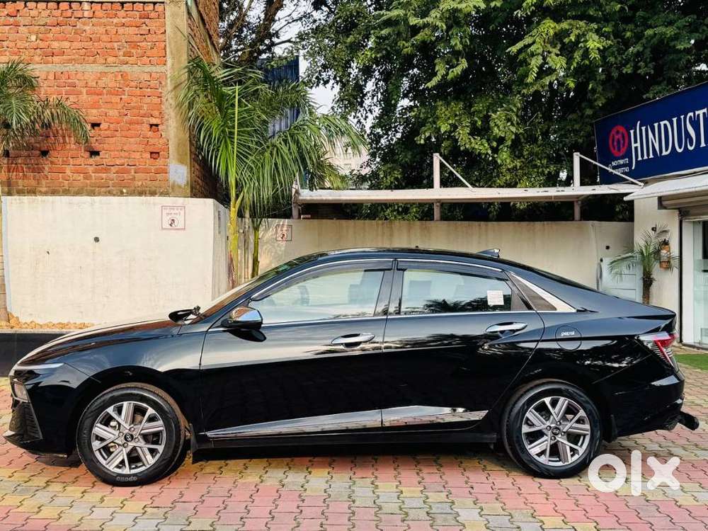 Hyundai Verna 1.5 Sx (o) Ivt, 2023, Petrol