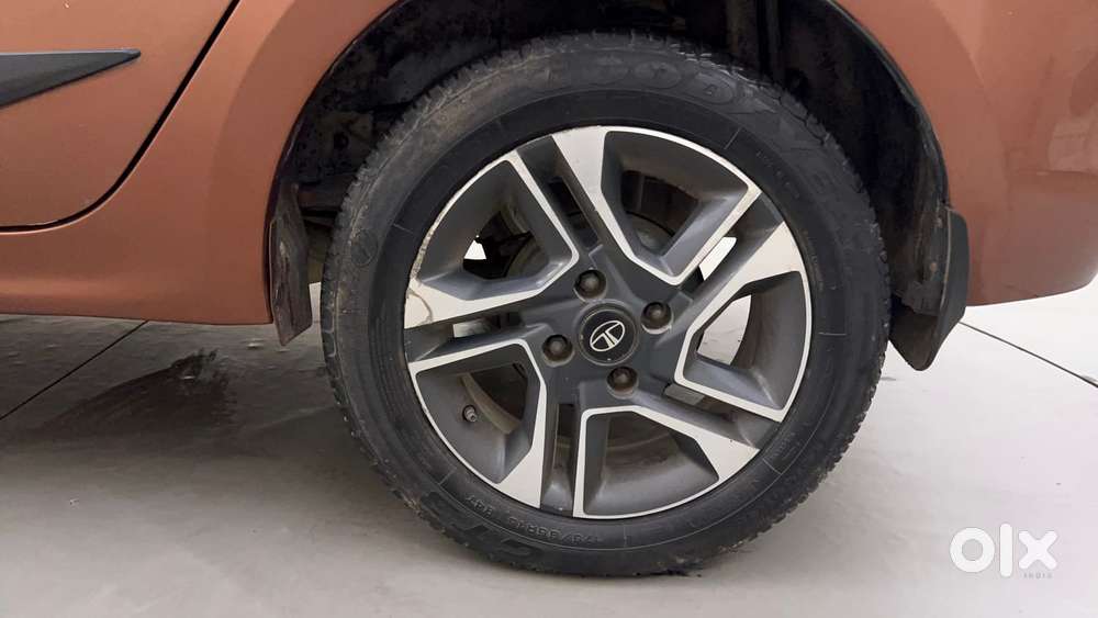 Tata Tigor 1.2 Revotron Xz Option, 2017, Petrol
