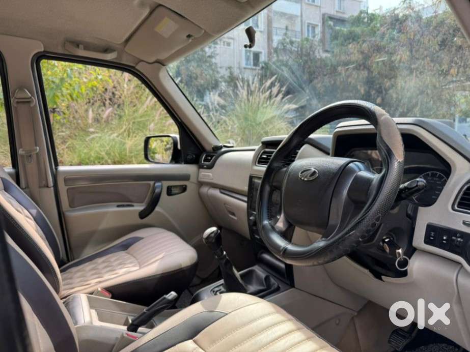 Mahindra Scorpio S6, 2017, Diesel