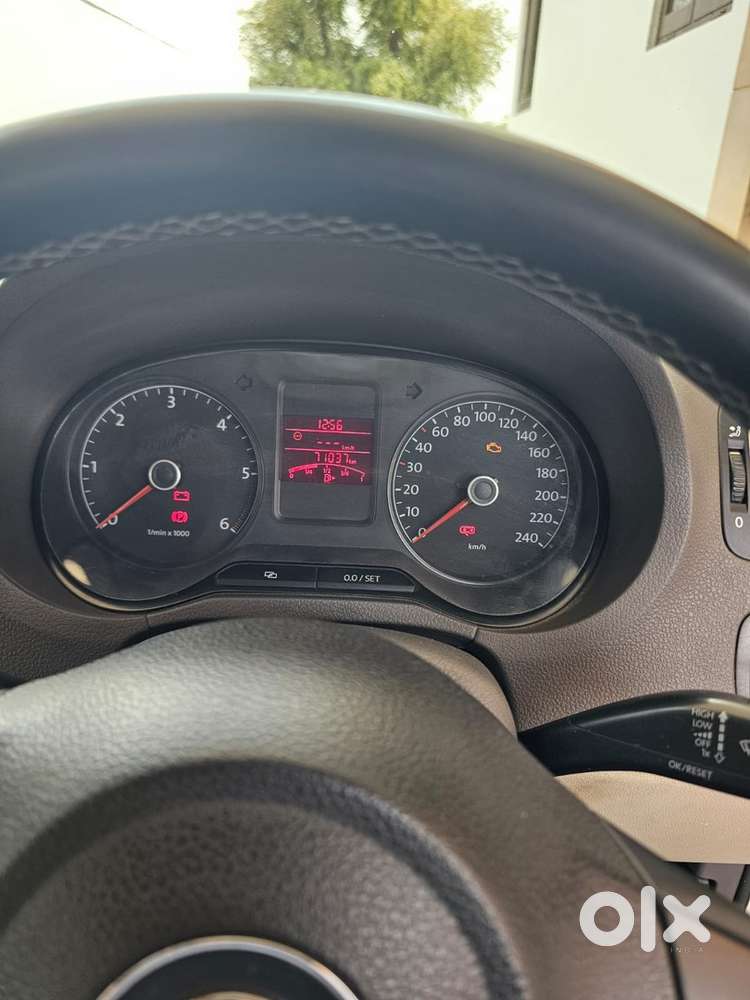 Volkswagen Vento Highline 1.6mt Tdi