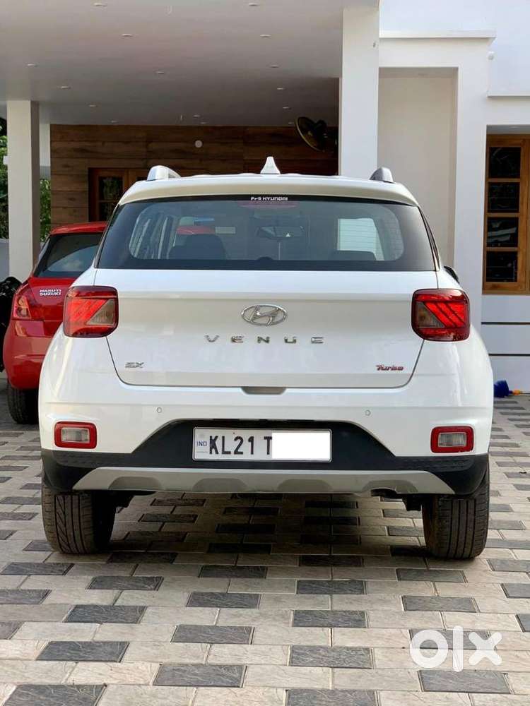 Hyundai Venue 1.0 Sx (o) Turbo Dct, 2019, Petrol
