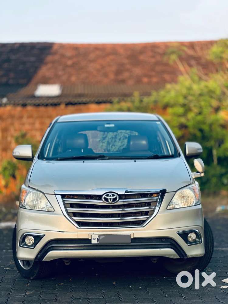 Toyota Innova, 2015