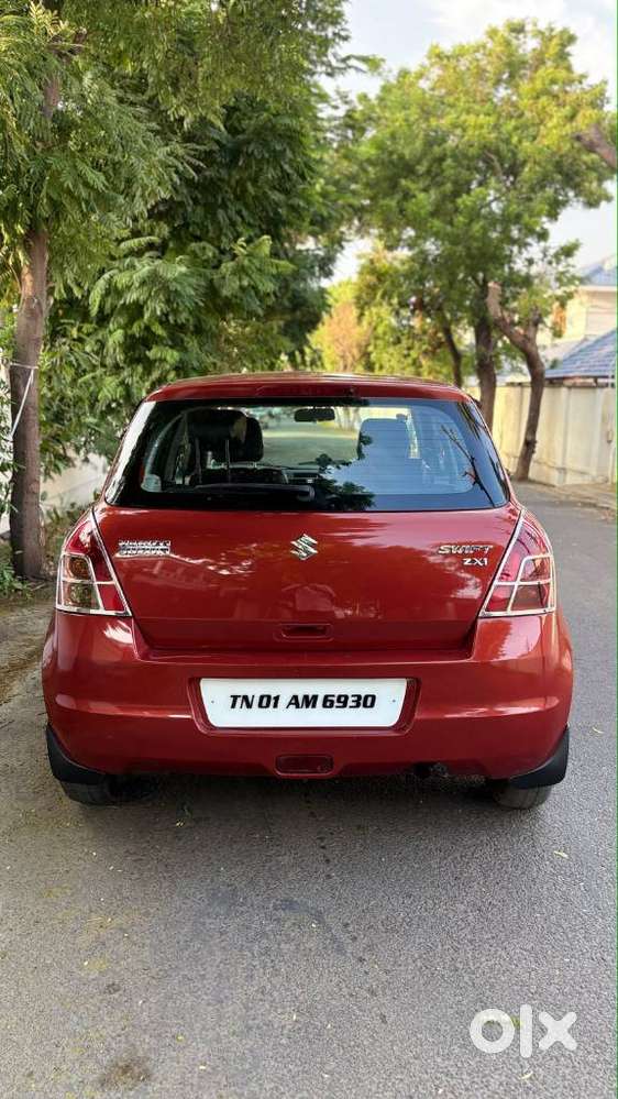 Maruti Suzuki Swift Zxi, 2011, Petrol