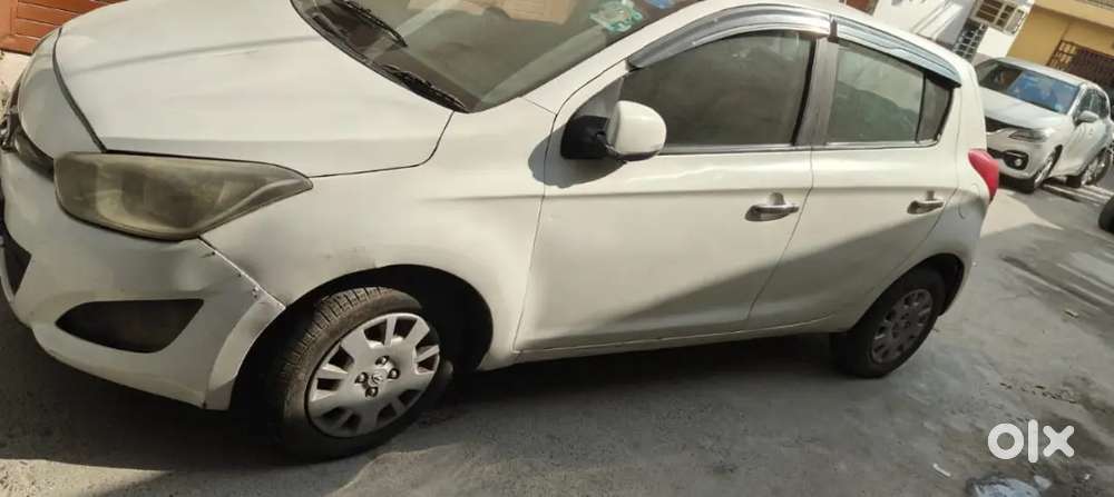 Hyundai I20 2013 Petrol /cng Well Maintained