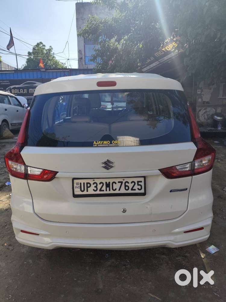 Ertiga Smart Hybrid Petrol Car