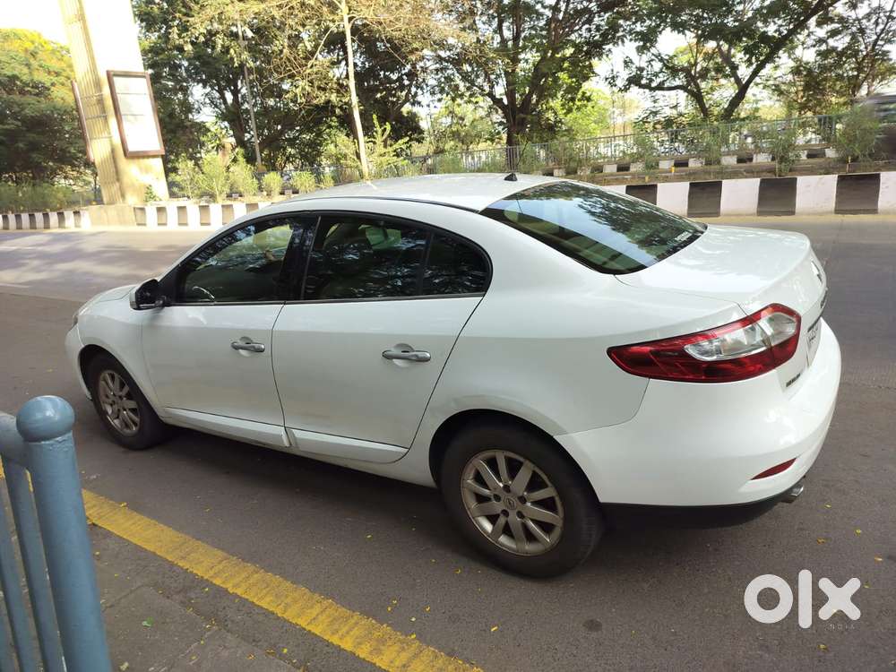 Renault Fluence 2.0 E4, 2011, Petrol