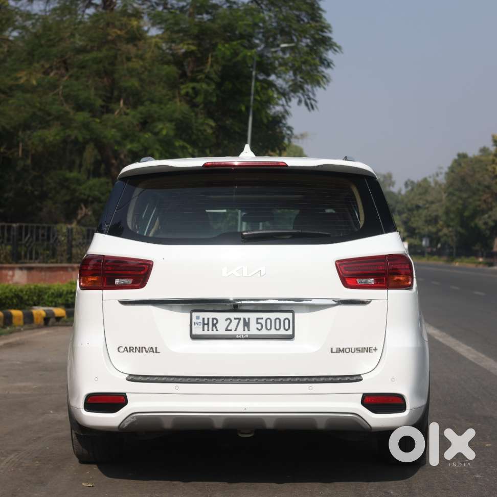 Kia Carnival Limousine Plus 7 Str, 2022, Diesel