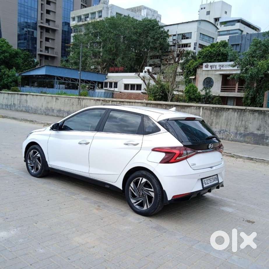 Hyundai New I20 1.2 Asta (o) Mt, 2023, Petrol