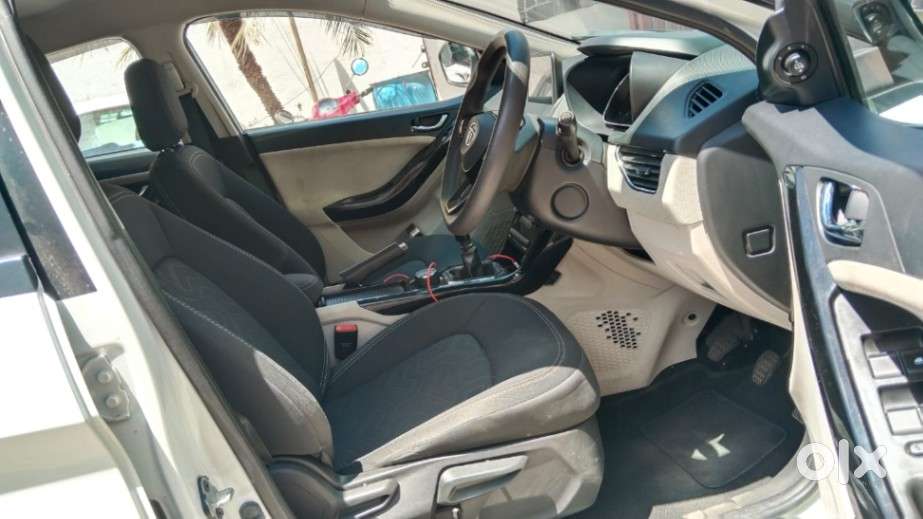 Tata Nexon 1.2 Revotron Xz Plus, 2022, Petrol