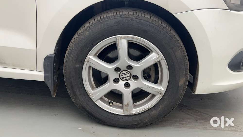 Volkswagen Vento Petrol Highline, 2013, Petrol