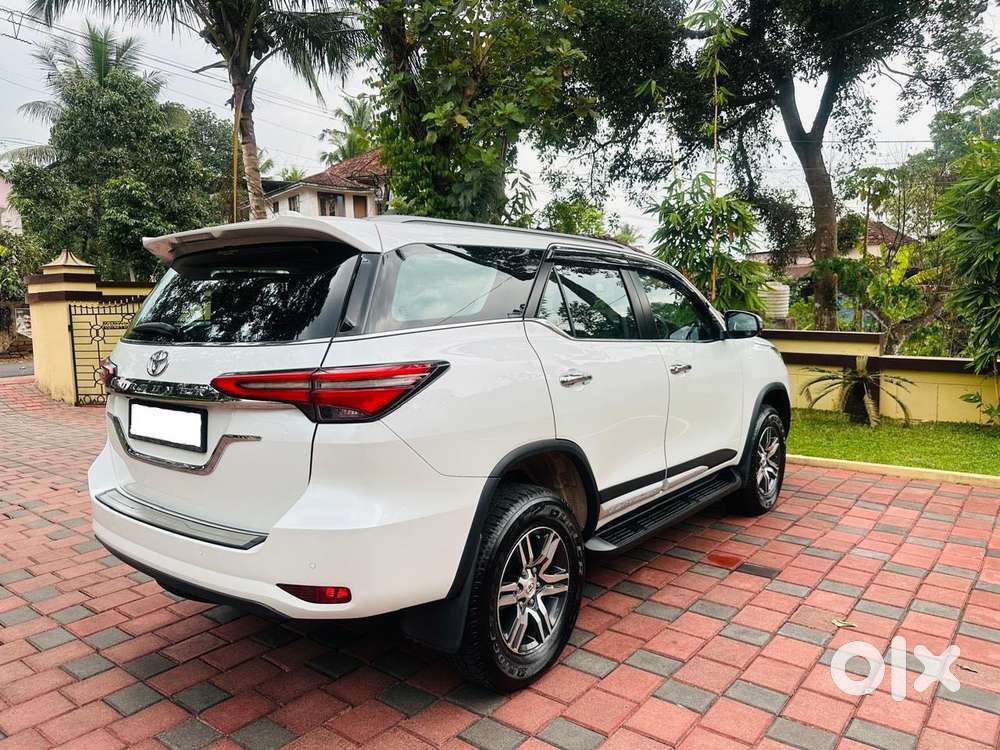 Toyota Fortuner 4x2 At 2.8 Diesel, 2022, Diesel