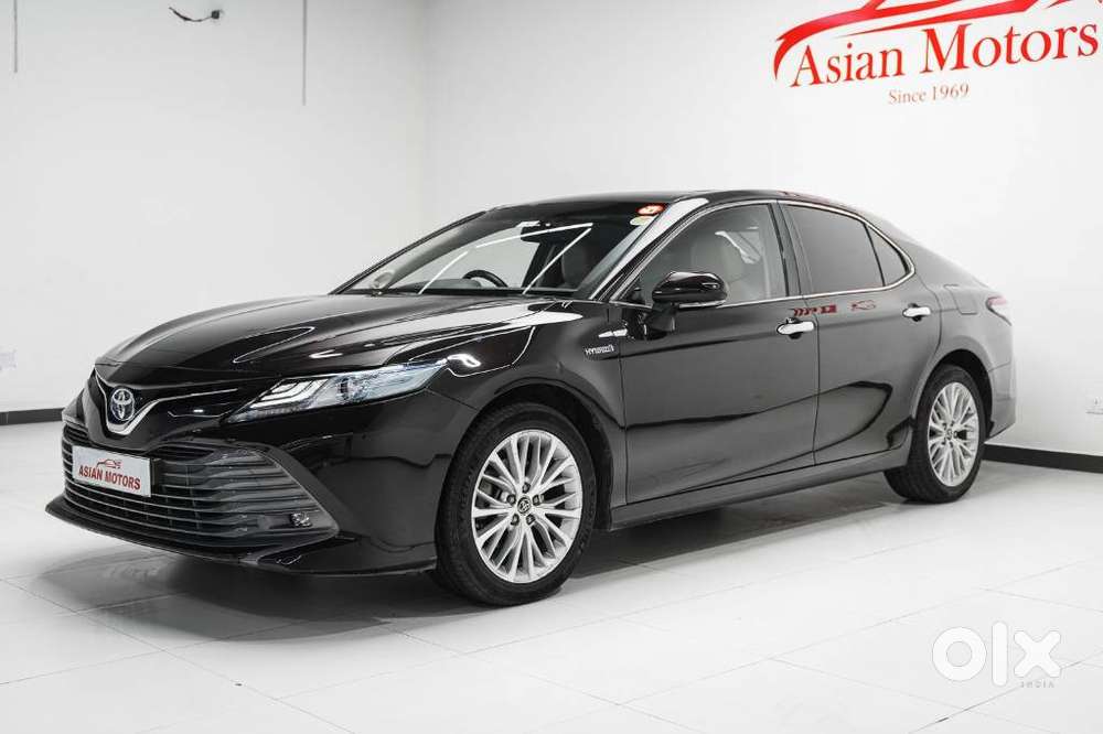 Toyota Camry 2.5 Hybrid, 2019, Petrol