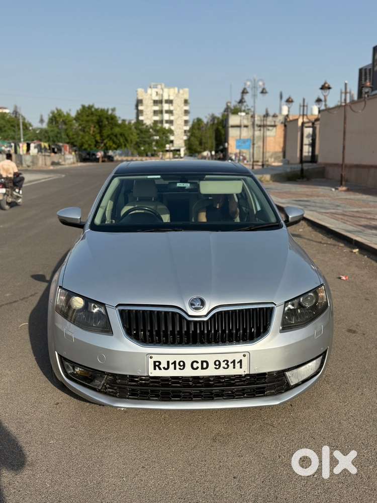 Skoda Octavia 2014 Diesel 80000 Km Driven