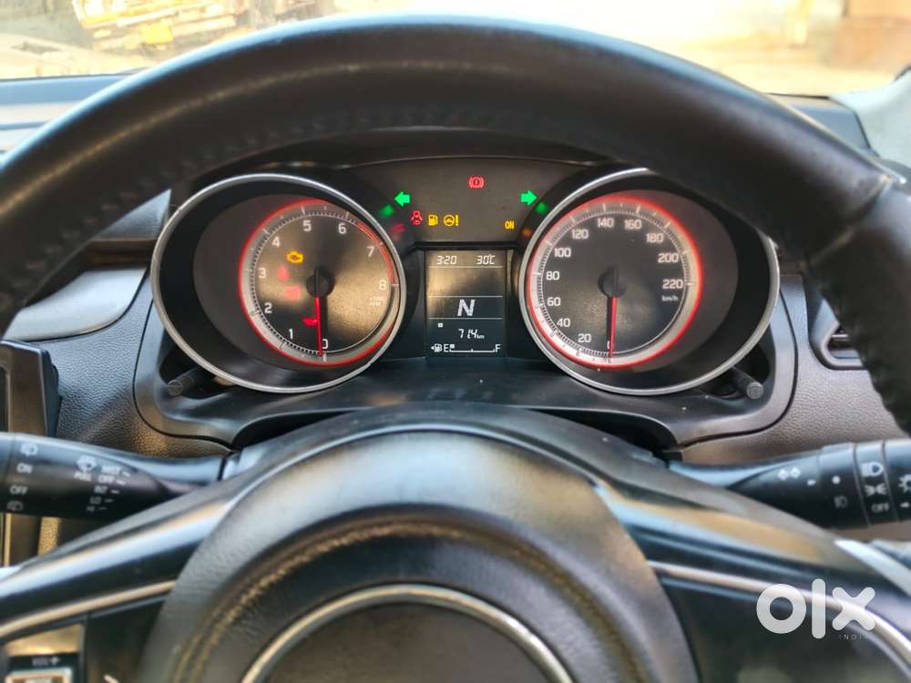 Maruti Suzuki Swift Vvt Zxi, 2018, Cng & Hybrids