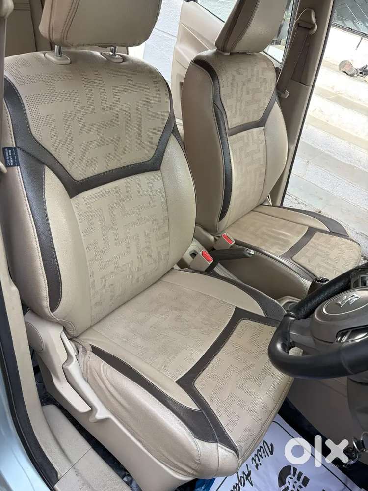 Maruti Suzuki Ertiga 2023 Vxi Cng