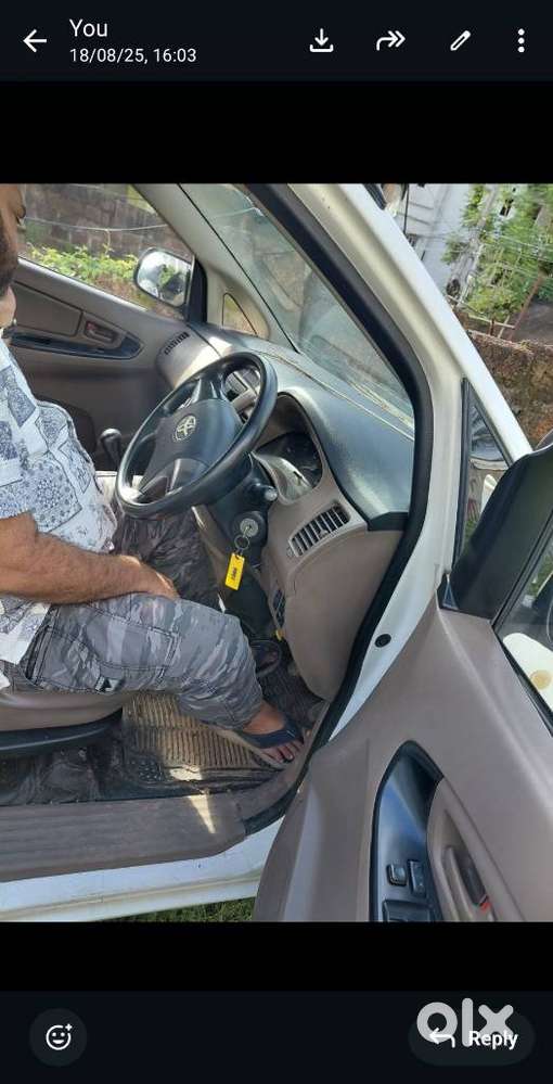 Toyota Innova 2.5 E Diesel Ms 8-seater, 2016, Diesel