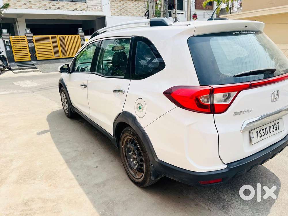 Honda Br-v Petrol 1.5l 2016