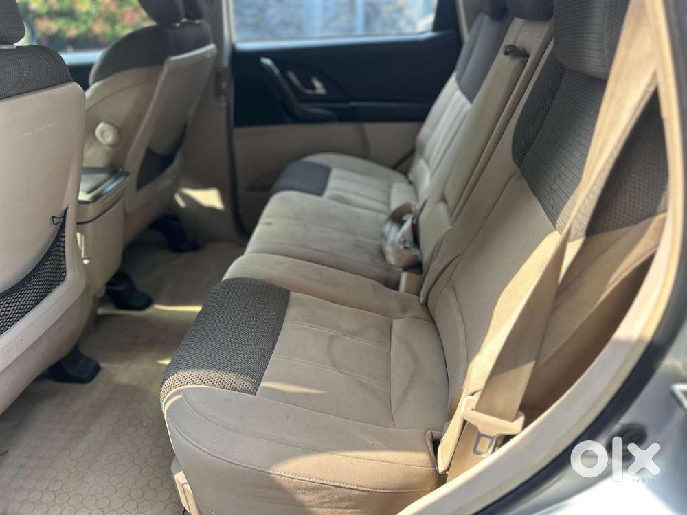 Mahindra Xuv500 W7 At, 2017, Diesel