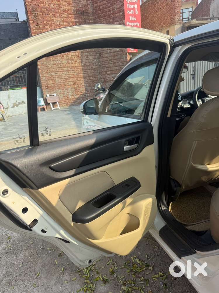 Amaze, Bs6, Push Button Start, Chd, 65k Km Driven With Company Records