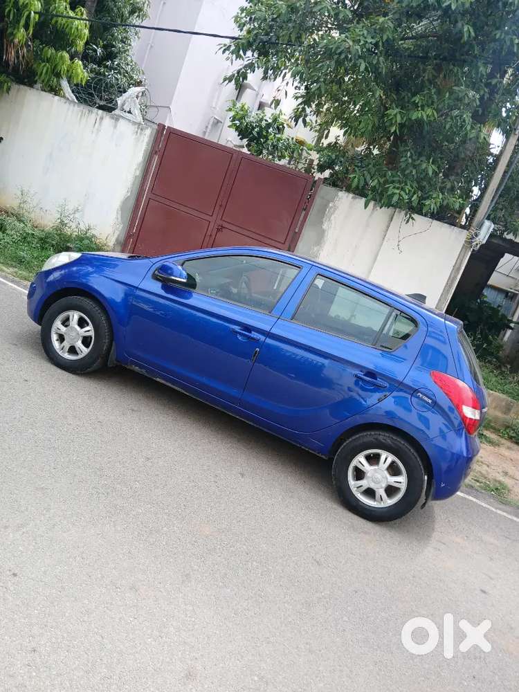 Hyundai I20 Spotz 2011 Car
