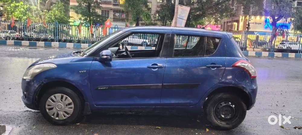 Maruti Suzuki Swift Vxi, 2012, Petrol