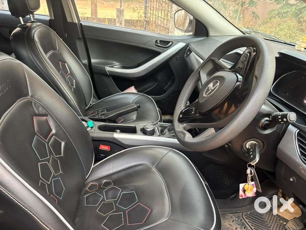 Tata Nexon 2020 Petrol 76000 Km Driven With Sunroof