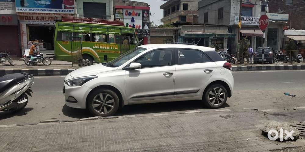 Hyundai Elite I20 2015 Petrol 135000 Km Driven