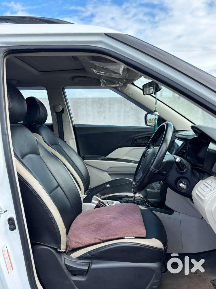 Mahindra Xuv300 W6 Amt Diesel, 2023, Diesel