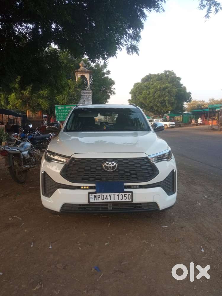 Toyota Innova Crysta 2025 Model