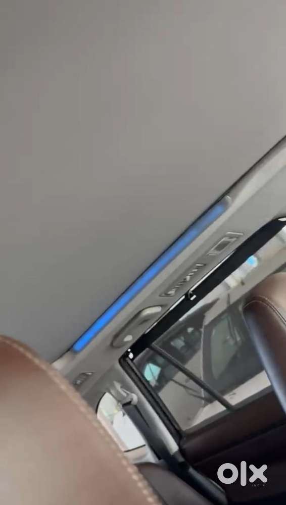 Toyota Innova Hycross 2.0 Zx Hybrid 7 Str, 2024, Petrol