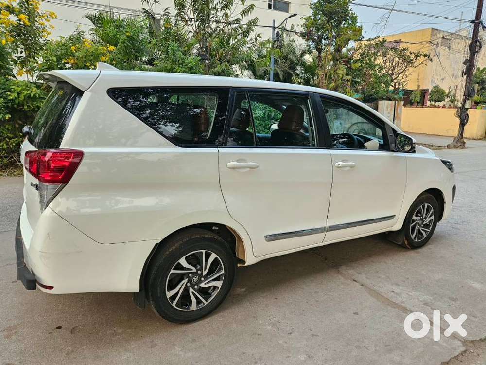 Toyota Innova Crysta 2.4 Gx Limited Edition 8 Str, 2021, Diesel