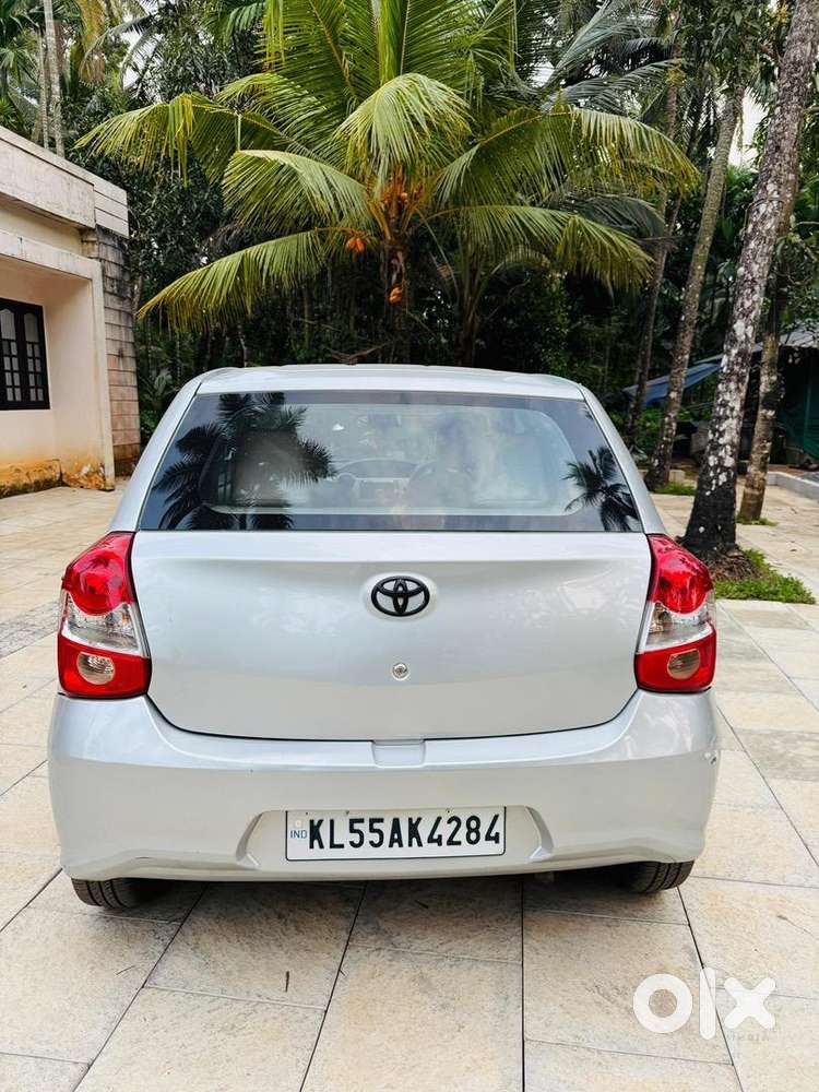 Toyota Etios Liva 2014