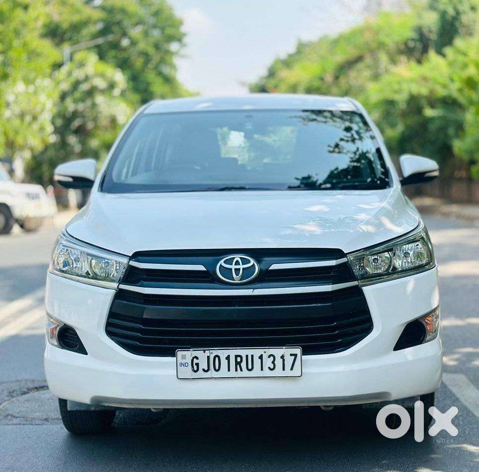 Toyota Innova Crysta 2.8 Gx At, 2016, Diesel