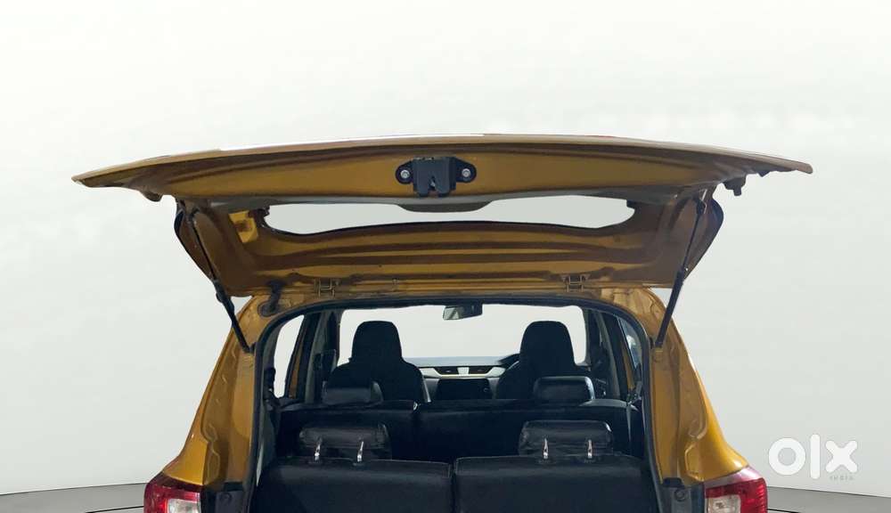 Renault Triber Rxz, 2020, Petrol