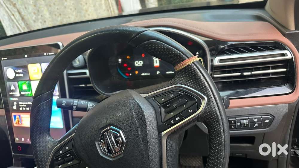 Mg Hector Plus Sharp Pro Cvt (2023) - Great Condition