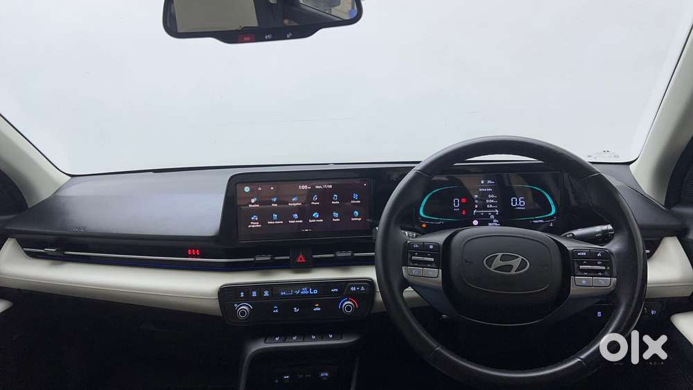Hyundai Verna 1.5 Sx (o) Petrol Mt, 2023, Petrol