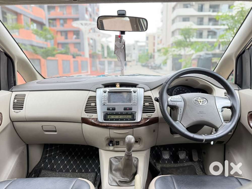 Toyota Innova 2.5 Vx 7 Str Bs-iii, 2014, Diesel