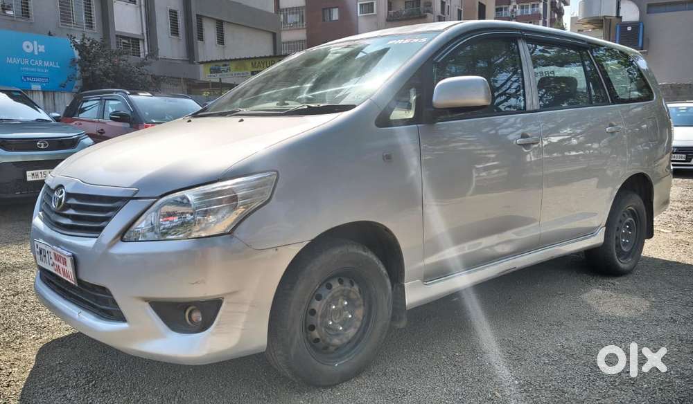 Toyota Innova 2.5 G (diesel) 8 Seater, 2012, Diesel