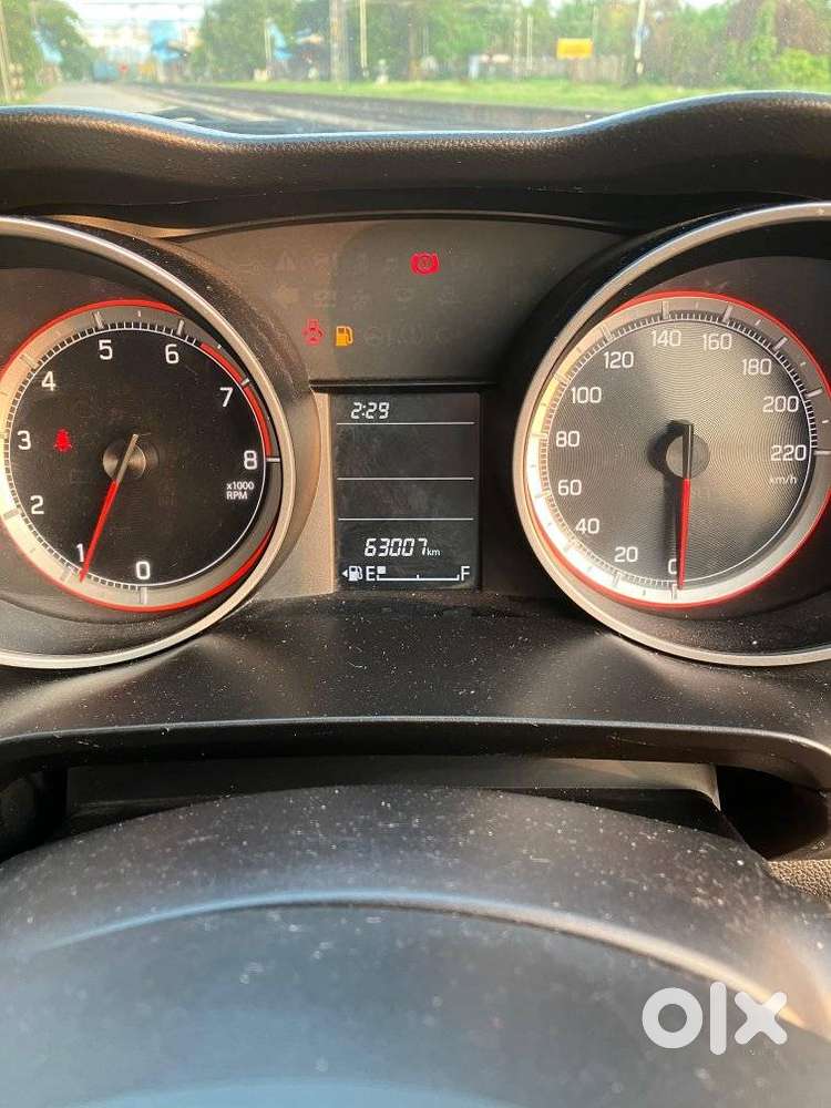 Maruti Suzuki Swift Vvt Vxi, 2021, Petrol