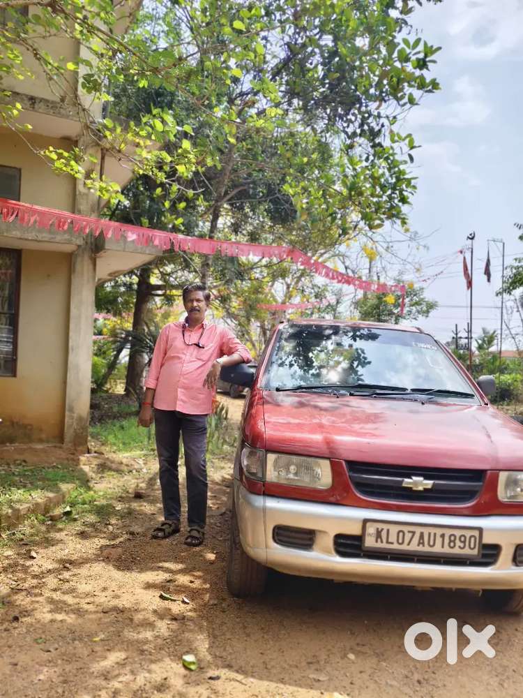 Chevrolet Tavera 2004 Diesel 180000 Km Driven