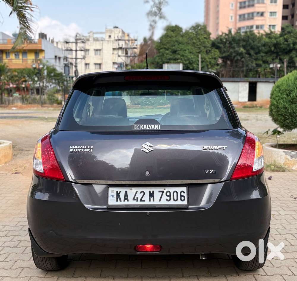 Maruti Suzuki Swift Vxi Optional, 2017, Petrol