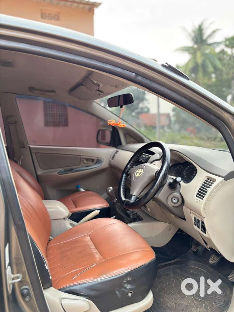 Toyota Innova 2.0 G1 Bsiv, 2010, Diesel