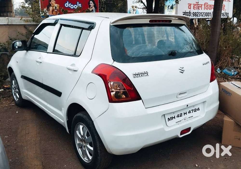 Maruti Suzuki Swift Zxi, 2010, Cng & Hybrids