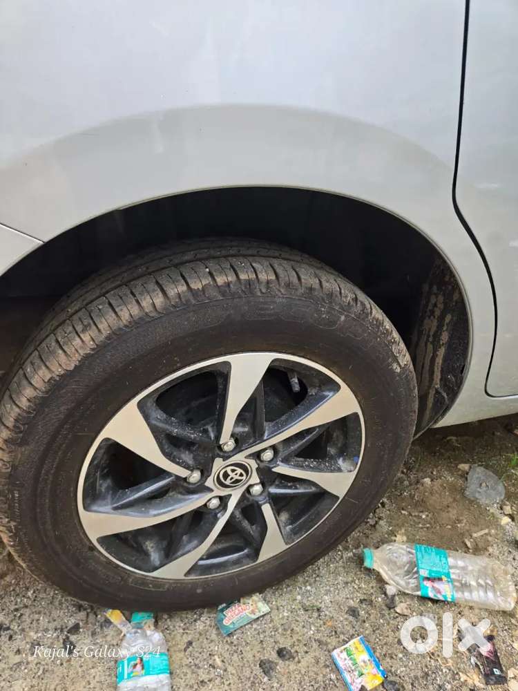 Toyota Rumion 2025 Petrol Well Maintained