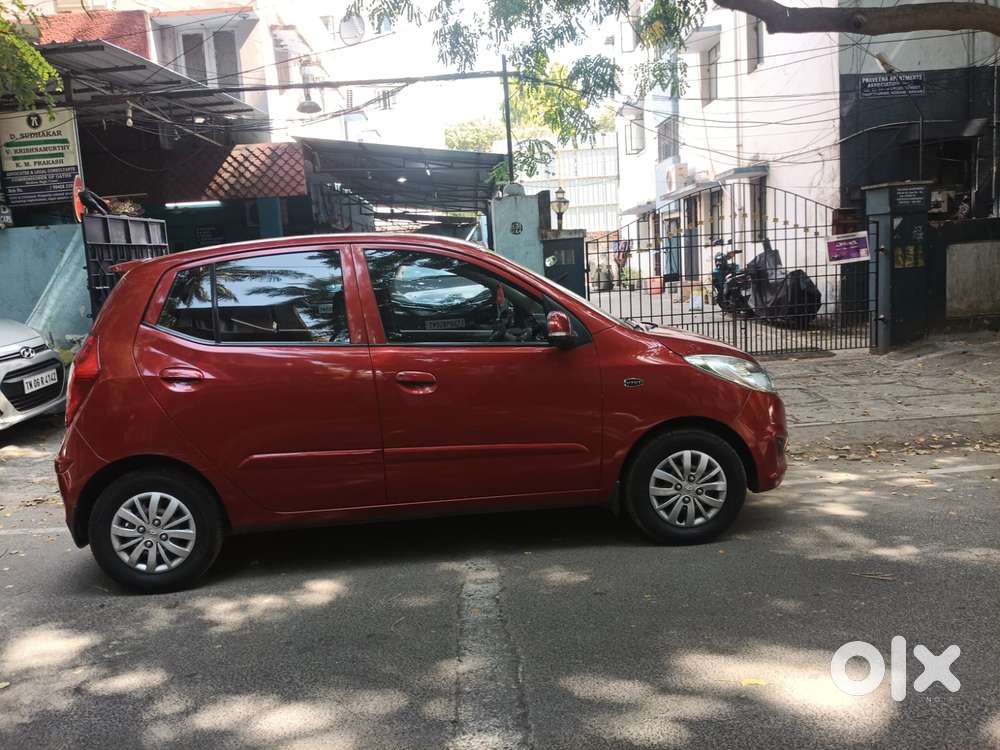 Hyundai I10 Sportz At, 2013, Petrol