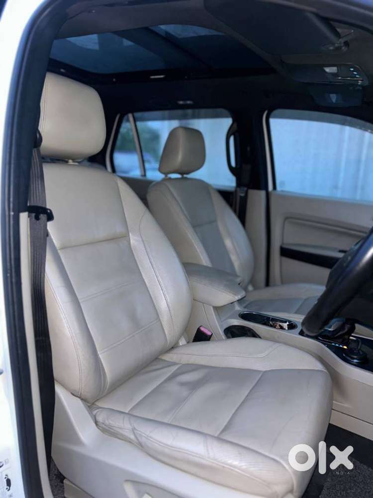 Ford Endeavour 3.2 Titanium 4x4 At, 2016, Diesel