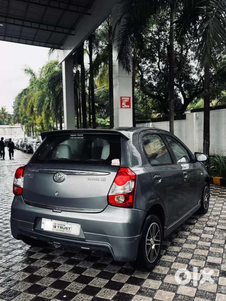 Toyota Etios Liva 1.2 G, 2013, Petrol