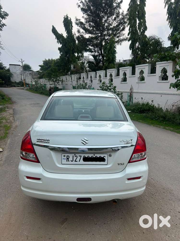 Maruti Suzuki Swift Dzire 1.2 Vxi Bsiv, 2011, Petrol